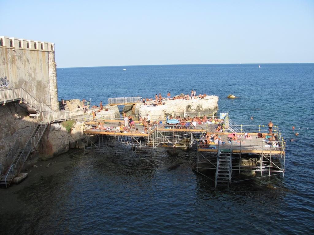 Corallia Apartment سيراكوزا الغرفة الصورة